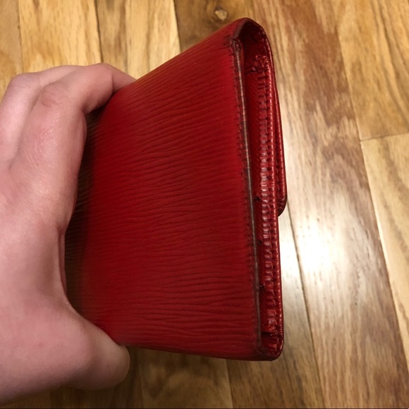 Red Epi Wallet - Picture 3 of 13